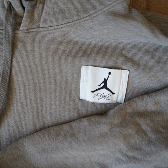 Nike Air Jordan Cropped Fleece Hoodie & Sweatpants Gray Womens Size Medium - Picture 9 of 10